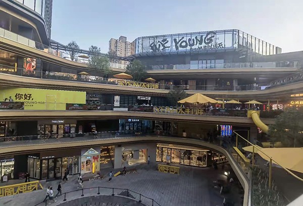 如何維護和保養智能疏散指示系統？